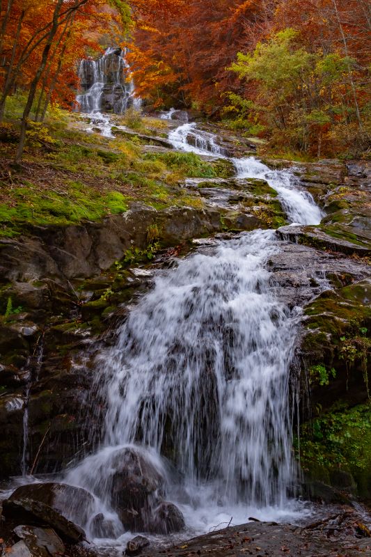 cascate del doccione in autunno