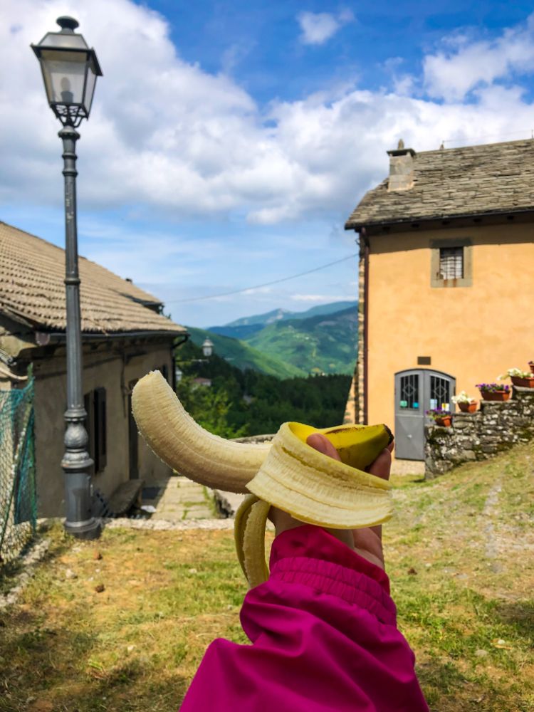 sentiero dei due ponti trekking pievepelago ponte della fola