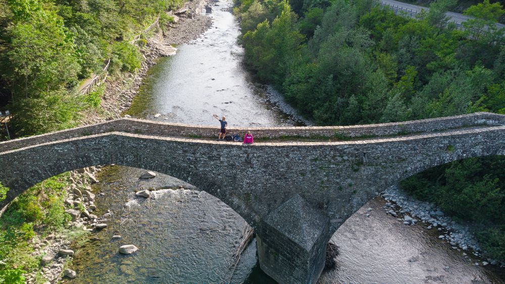 pieepelago trekking sentiero dei due ponti ponte della fola