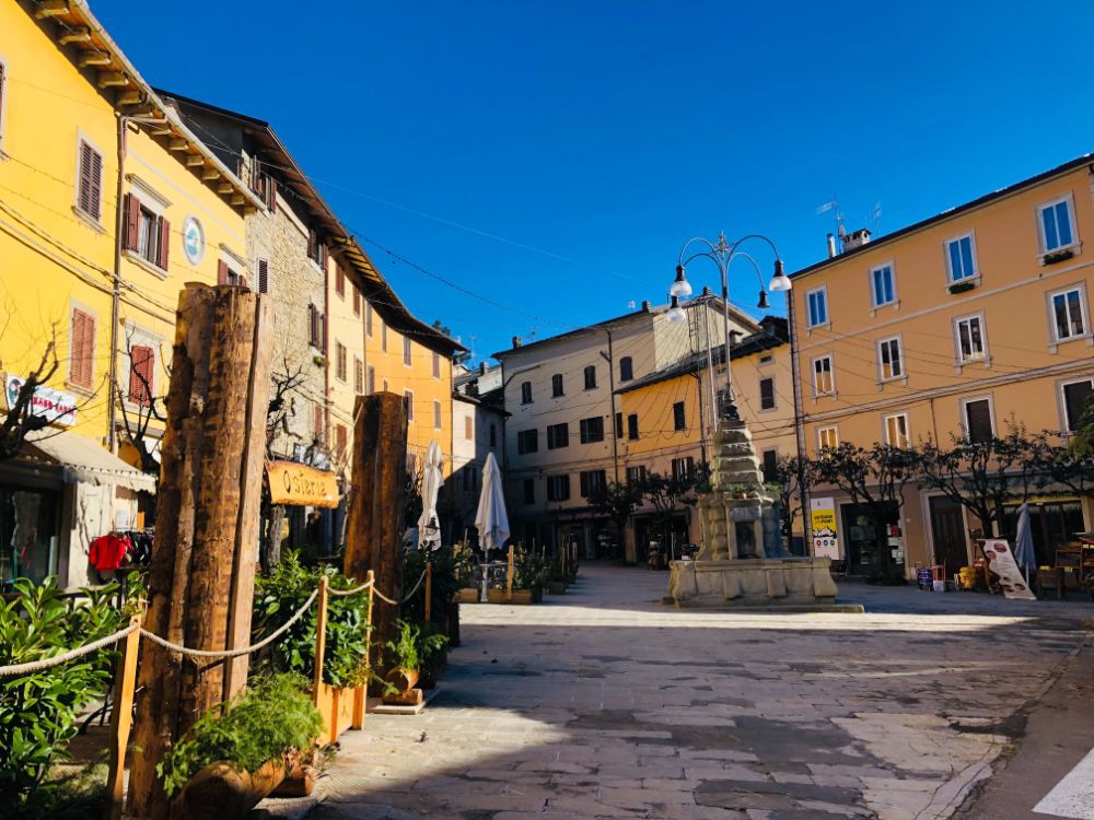 piazza corsini fanano