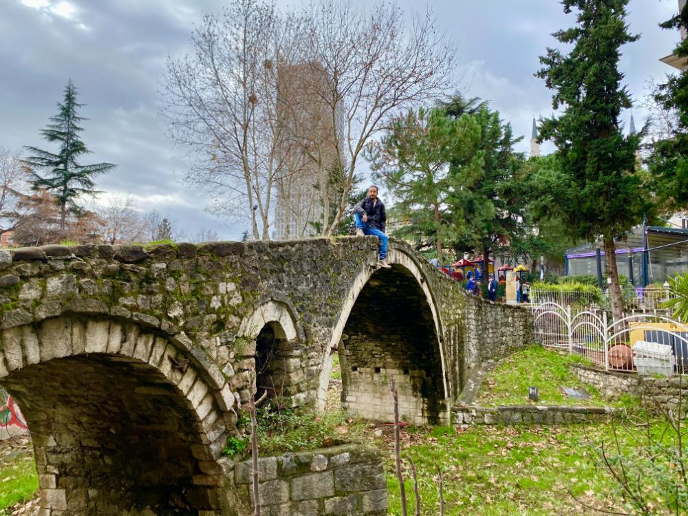 cosa vedere a tirana: il ponte dei conciatori Namazgah