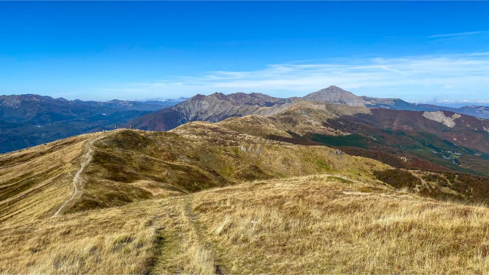 passo croce arcana in appennino modenese