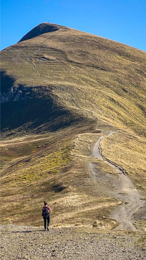 trekking in appennino modenese sul monte spigolino