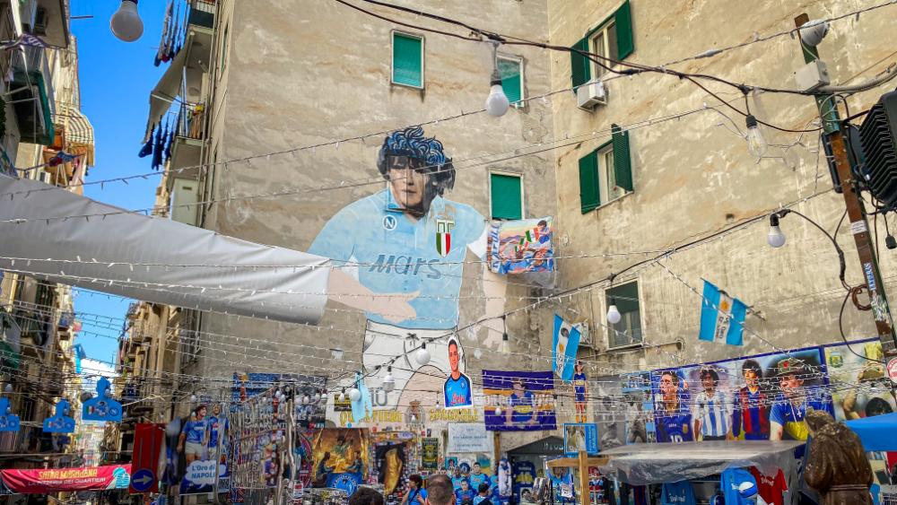 ritratto maradona a napoli