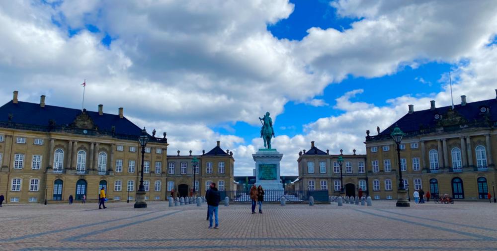 Palazzo di Amalinborg  copenaghen