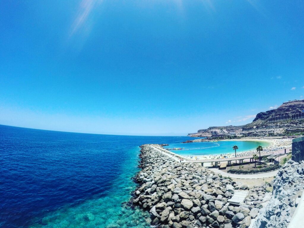 on the road a gran Canaria